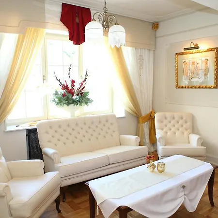 Bed & Breakfast Secesja