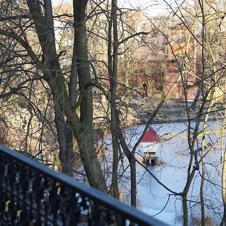 Bed & Breakfast Secesja 4*