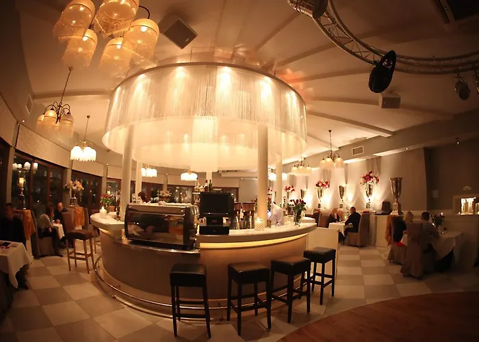 Bed & Breakfast Secesja 4*